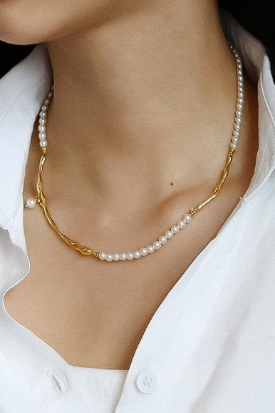 Maylis 18K Gold Classic Pearl Necklace