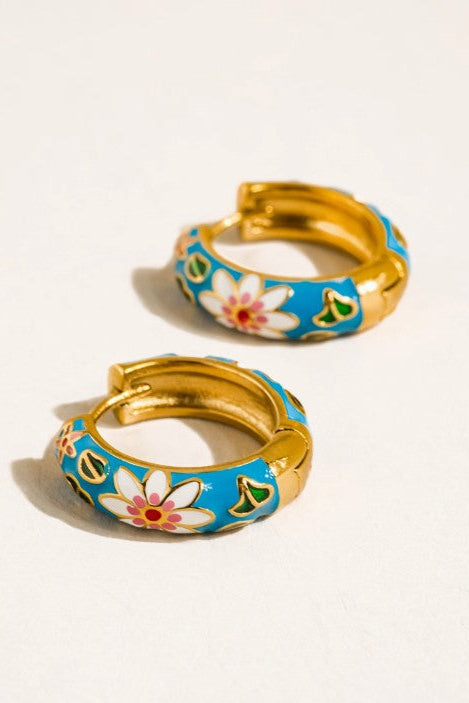 Isabeau 18K Gold Non-Tarnish Vintage Floral Hoop Earrings