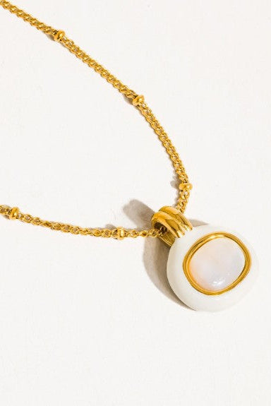 18k Gold Non-Tarnish Pendant Necklace