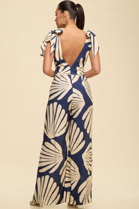 Marine & Creme Jumper